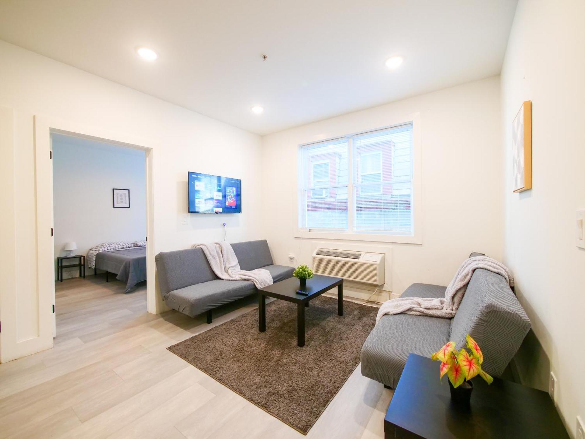 New Modern Serenity- 2Br Retreat Near New York City Bayonne Extérieur photo